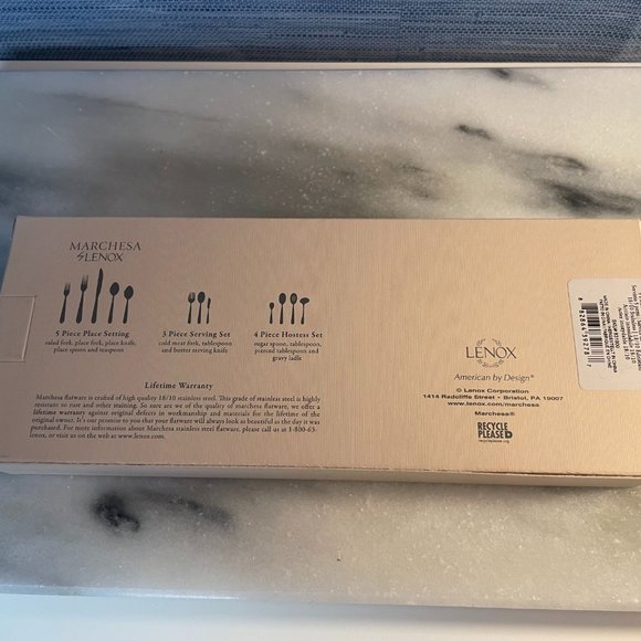 MARCHESA by LENOX - Imperial Caviar Gold Silverware - 5 Piece Place Settings - Picture 5 of 8